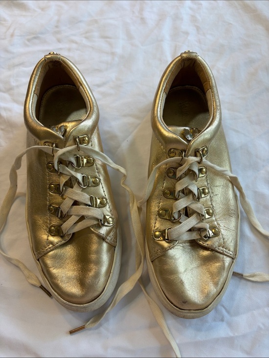 Lilly Pulitzer Shoes - Lilly Pulitzer Metallic Gold Low-Top Sneakers